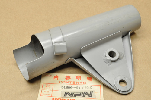NOS Honda CL450 K2-K4 Left Fork Ear Head Light Stay Cover 51606-294-670 Z