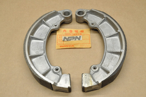 NOS Honda CB450 CB72 CB77 CB92 CL450 CL72 CL77 Brake Shoe Set 45120-458-670