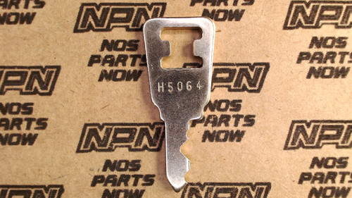 NOS Honda OEM Ignition Switch & Lock Key Double Groove Back H5064