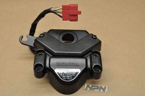 NOS Honda CB750 C CB900 C Handle Bar Top Clamp Holder & Fuse Box 53131-461-000