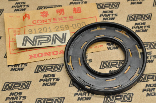 NOS Honda CA72 CA77 CB77 CB72 Crank Shaft Oil Seal 32x65x6.5 91201-259-000