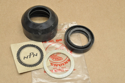NOS Honda 1984-86 XL250 R Front Fork Dust & Oil Seal Set 51490-KE1