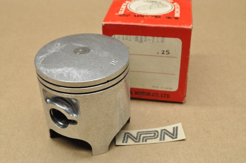 NOS Honda 1983 CR125 R Piston .25 Oversize 13102-KA3-710