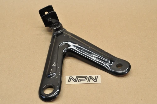 NOS Honda CL160 CB160 Left Foot Peg Step Rest Mount Bracket Arm 50721-216-000