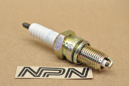 NOS Honda CB450 CB750 GL1200 VF750 VT750 XL600 XR350 NGK Spark Plug 98069-59916