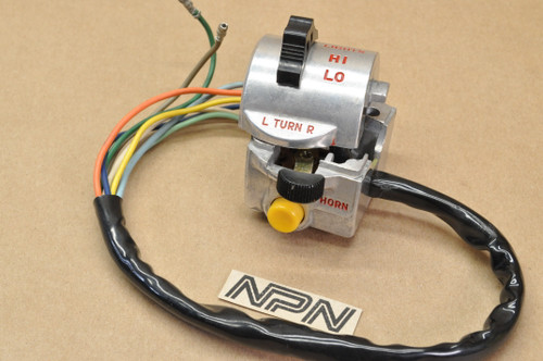NOS Honda 1980-81 C70 Passport Horn Light Hi Lo Turn Signal Switch 35200-174-672