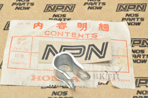 NOS Honda CA110 C110 Oil Pipe Guide Clip 15581-011-020