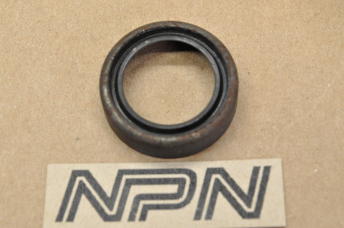 NOS Honda CA72 CA77 CA95 CB450 CB77 CL450 CL72 CL77 SS125 Oil Seal 91205-200-000