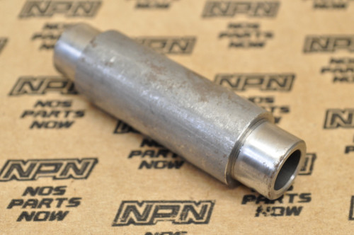 NOS Honda C100 C102 C105 C110 S65 Front Wheel Axle Distance Collar 44620-001-010