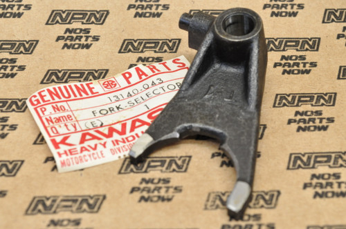 NOS Kawasaki 1973-75 F11 1973 F11M Gear Shift Fork 13140-043