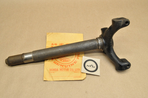 NOS Honda CB350 CL350 K2-K3 Steering Stem Triple Tree Lower Fork