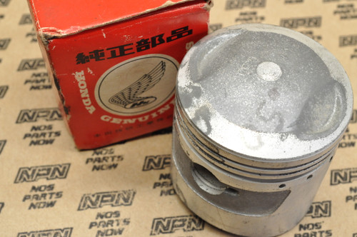 NOS Honda CA77 .50 Oversize Piston 13103-266-020