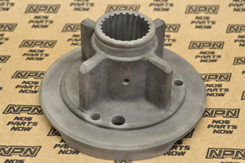 NOS Honda CB500 CB550F CB550 K0-1978 Primary Drive Sprocket Hub 23121-323-010