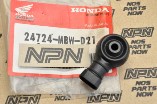 NEW OEM Honda CB500 CBR300 CMX500 GL1800 VT1300 VTX1800 Dust Cover 24724-MBW-D21