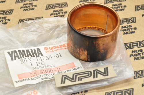 NOS Yamaha FJ1100 FJ1200 FZ750 FZX700 VMX12 V-Max Exhaust Gasket 36Y-14755-01