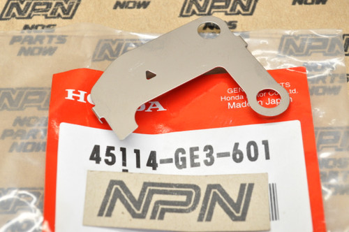 NOS Honda ATC200 ATC350 CR80 TRX250 TRX300 TRX400 Caliper Shim 45114-GE3-601