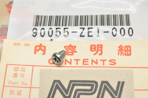 NOS Honda EB3000 EU3000 GX340 GX390 HRR216 WB20 WT30 Screw 90055-ZE1-000