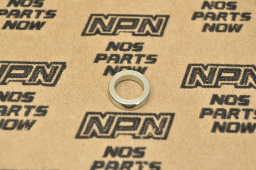 NEW OEM Honda VT750 Shadow Collar 80104-065-000