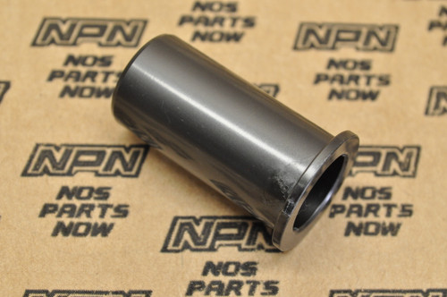 NOS Honda CD4538 CD4542 H3011 H4013 HT-R3009 Lawn Tractor Bushing 22525-751-300