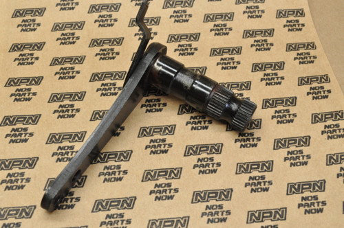 Vtg OEM Honda 1984-85 VF500 C Magna Brake Pedal Pivot Spindle Arm 46513-MJ8-000