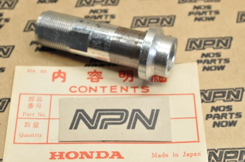 NOS Honda CT90 K0-1979 Trail 90 CT200 Rear Wheel Axle Sleeve 42303-033-000