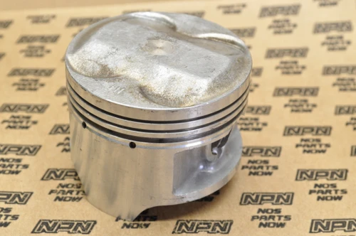 Vintage OEM Honda 1982 VF750 C 1982-83 VF750S Standard Size Piston 13101-MB0-000