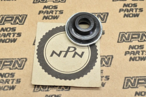 NOS Honda VF500 CB1000 CB1100 CB650 CB750 CB900 K&L Mount Rubber 90541-425-000
