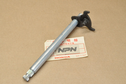 NOS Honda XL125 S XL185 S XR185 XR200 Gear Shift Spindle Shaft 24610-437-000