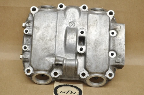 Vtg OEM Yamaha 1976-77 XS360 Cylinder Head Cover w/ Rocker Arms 1L9-11101-00