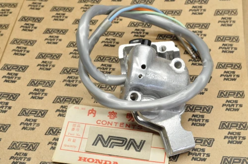 NOS Honda CT90 K2-K5 Handlebar Turn Signal & Horn Switch w/ Perch 35300-102-000