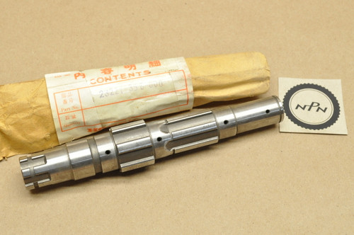 NOS Honda MT250 K0-1976 Elsinore Transmission Counter Shaft 23221-358-000