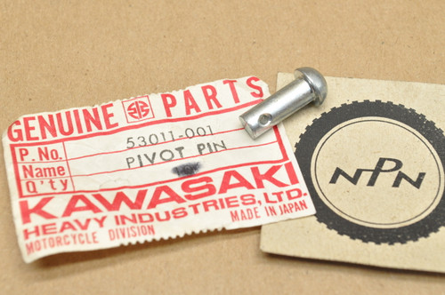 NOS Kawasaki A1 A7 F3 F4 G3 H1 KD100 KD175 KD80 KE175 KH500 MC1 Seat Pivot Pin 53011-001