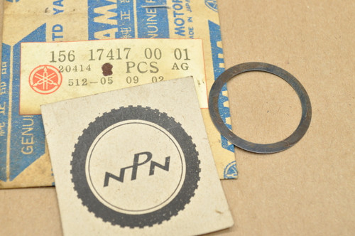 NOS Yamaha DT250 IT400 MX250 RT1 TX750 YZ250 YZ400 Axle Shim 156-17417-00-01 NOS Yamaha DT250 IT400 MX250 RT1 TX750 YZ250 YZ400 Axle Shim 156-17417-00-01