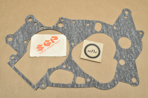 NOS Suzuki TC90 TS90 Crank Case Gasket 11481-25000 NOS Suzuki TC90 TS90 Crank Case Gasket 11481-25000