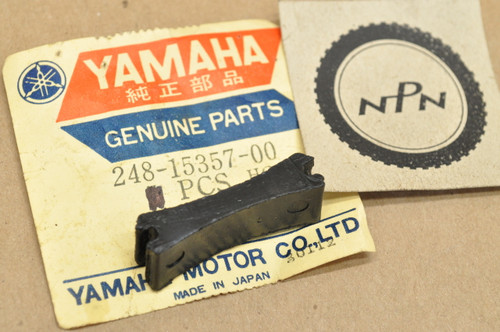 NOS Yamaha AT1 AT2 AT3 CT1 CT2 CT3 DT125 HT1 LT2 LT3 LTMX Crank Case Rubber Grommet 248-15357-00