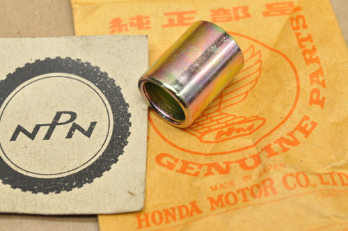 NOS Honda CB100 CL90 MB5 S90 SL100 SL90 TL125 XL250 XL500 XR200 XR500 Shock Absorber Collar 52486-056-000