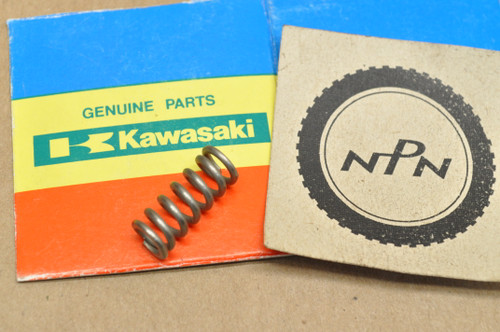 NOS Kawasaki KZ1000 KZ1300 KZ650 KZ900 Carburetor Throttle Cable Pully Spring 16040-022