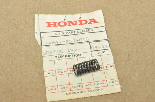 NOS Honda CA72 CA77 CB72 CB77 CL72 CL77 Gear Shift Arm Spring 24641-250-010