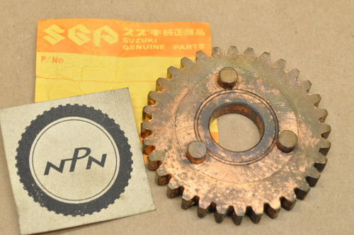 NOS Suzuki 1971-74 TS50 Second 2nd Driven Gear 32T 24321-05103