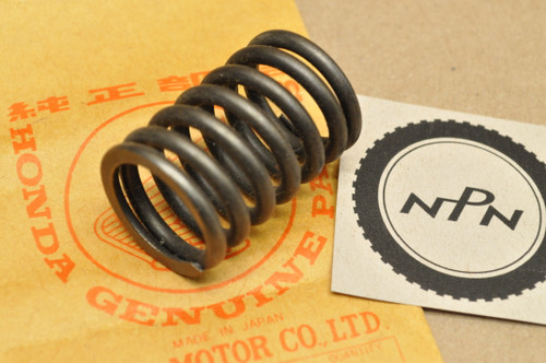 NOS Honda CA160 CB160 CL160 Valve Outer Spring 14751-216-000