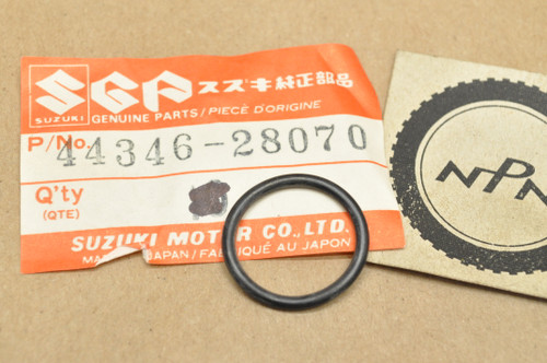 NOS Suzuki DR250 GN400 GT185 RM125 SP370 SP400 TC125 TM125 TM250 TS400 TS75 Petcock O-Ring 44346-28070