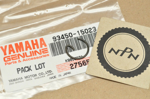 NOS Yamaha CS3 CS5 DT100 HT1 LT2 MX100 RD200 YCS1 YL2 Circlip 93450-15023