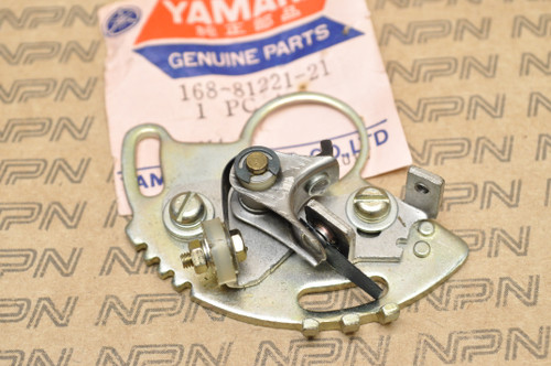 NOS Yamaha CS3 R3 YCS1 YR1 YR2 Left Points Contact Breaker Assy 168-81221-21