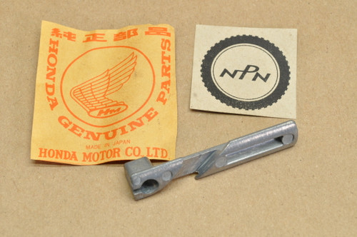 NOS Honda C70 C70M CM91 CT200 CT90 Throttle Cable Hinge 53161-033-000