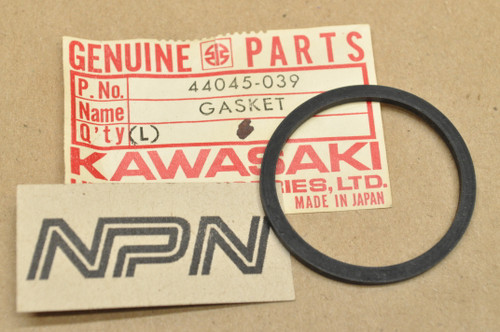 NOS Kawasaki KH250 KH400 S1 S2 S3 Mach Front Fork Ear Cover Gasket