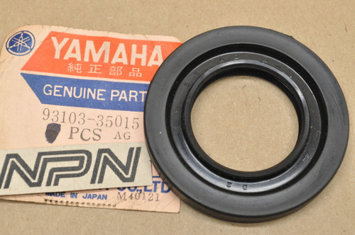 NOS Yamaha DS6 TD1 TD2 YDS3 YDS5 YM1 YM2 Crank Shaft Oil Seal