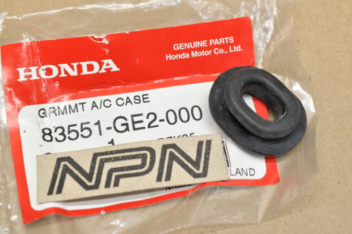 NOS Honda CB250 CB400 CMX250 GL1500 TRX350 VF750 VT750 Grommet