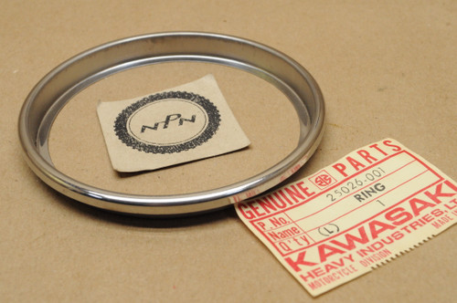 NOS Kawasaki H1 H2 KH250 KH400 S1 S2 S3 Speedometer Ring 25026-001