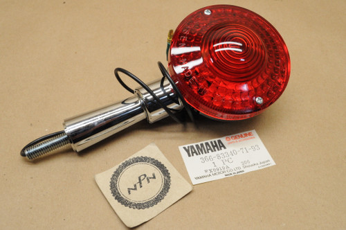 NOS Yamaha TX650 XS1 XS2 XS650 Rear Turn Signal 366-83340-71-93
