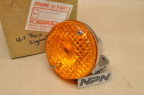 NOS Kawasaki H1 KH250 KH400 KH500 S1 S2 S3 Turn Signal Blinker